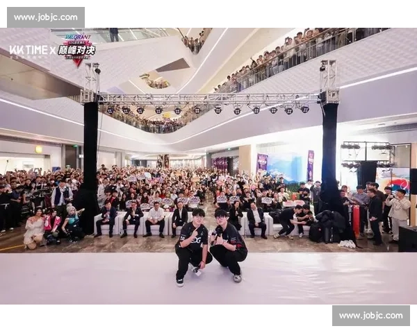 粉丝狂欢！电竞颁奖典礼现场尖叫声不断，气氛燃爆！