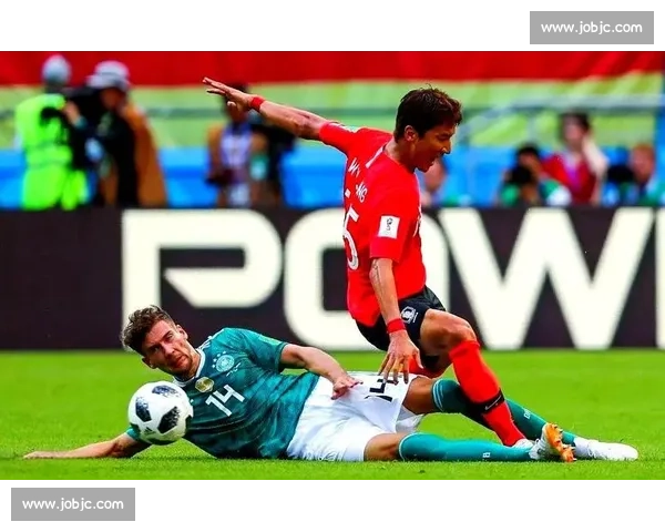 战术的演变，2026世界杯淘汰赛展现足球魅力