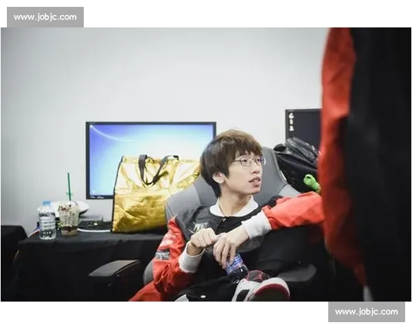 电竞俱乐部纪实：凌晨三点的赛场，谁还在坚持